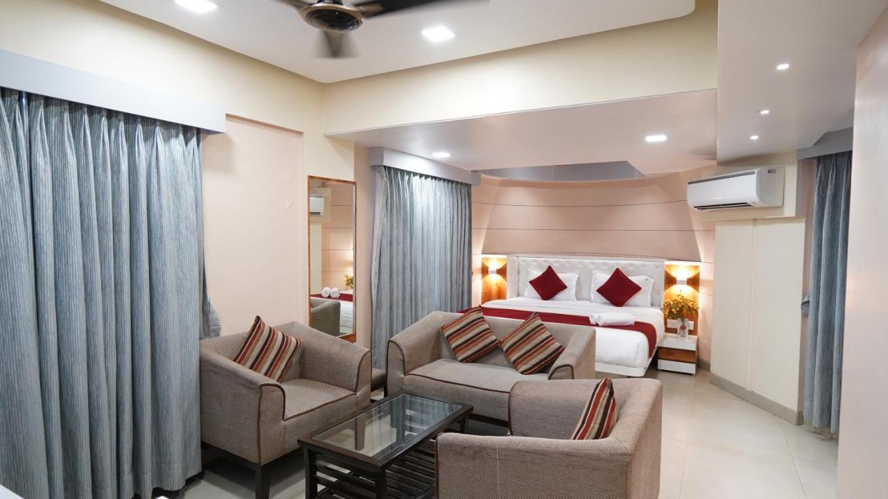 Jk Regency, International 3*